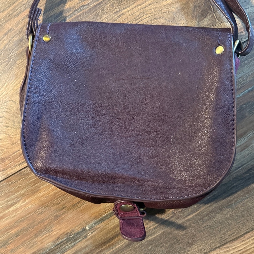 Small Plum Vegan Leather Crossbody Saddle Bag - Picture 2 of 5